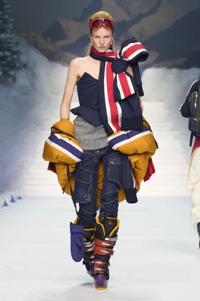 Look 7
